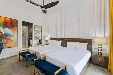 Villatel Village At Solterra Resort