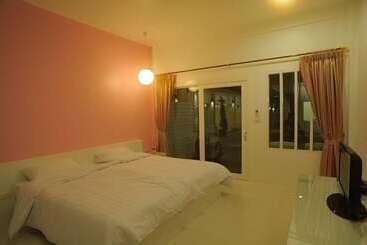 בית מלון כפרי Clear House Phuket