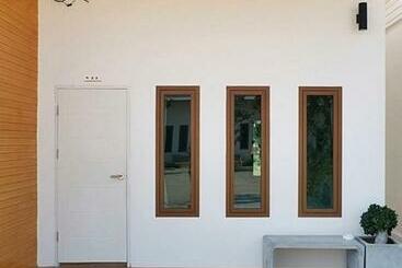 هاستل Hey Sunday Home