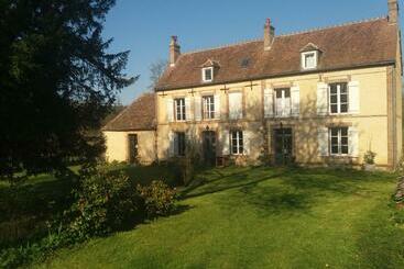 Bed and Breakfast Presbytère De Bonsmoulins