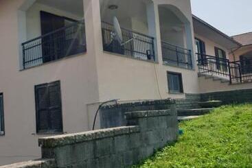 بنسيون Alloggio Turistico Montefiascone