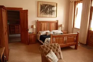 Majatalo Huisie Ommie Hoek