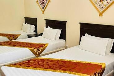 Hotel Yangi Sharq