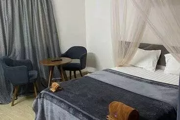 Otel Crown Palace Inn