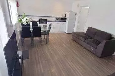 شقق خاصة سياحية Top Of The Lake Units