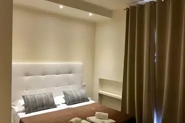 مبيت وإفطار Villa Angela Suite