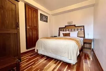 Panzió Pumamarca Guest House