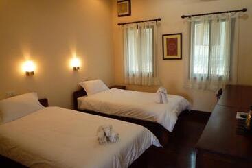 هتل Pakhongthong Villa