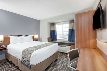 Microtel Inn & Suites By Wyndham Philadelphia Airport Ridley Park