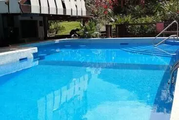 پانسیون Guava Grove Resort & Villas