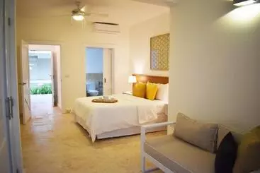 استراحتگاه Coson Bay