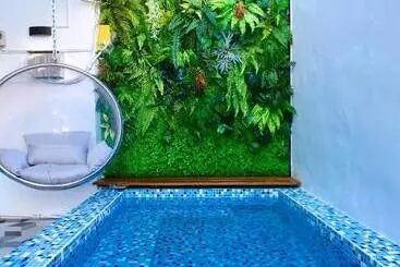 هاستل 墾丁恆春 海角42號一館泳池villa包棟