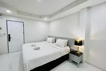 Apart Hotel Bed By Tha Pra Sha Plus