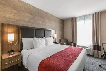 Hôtel Comfort Inn & Suites Airport North