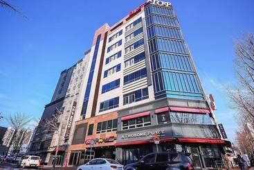 Hotel Top Of Daegu Bible