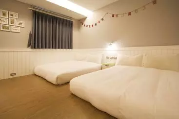 پانسیون Ra Guesthouse