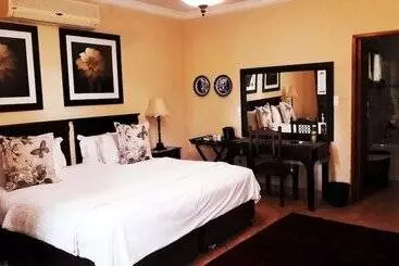 ペンション Sunset Ridge Guest House