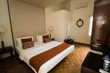 호텔 Colombo House By Ceilao Villas