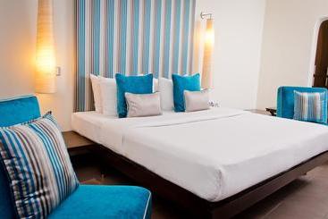 ホテル Colombo House By Ceilao Villas