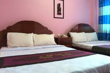 Отель Battambang Lotus