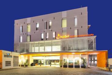 J Hotel   Bandara Soekarno Hatta