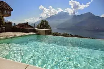 Turista apartmanok Residence Giglio Comer See