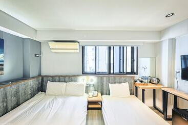 Bed and Breakfast 亞馨文旅 近東大門夜市 有免費停車場 可自助入住