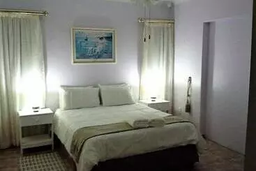 پانسیون Amarachi Guesthouse