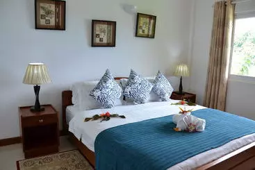 هتل آپارتمان The Old School Selfcatering