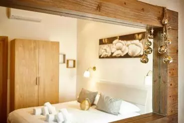 تختخواب و صبحانه Gli Aranci