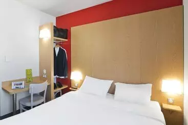 B&b Hotel Niort Marais Poitevin Est