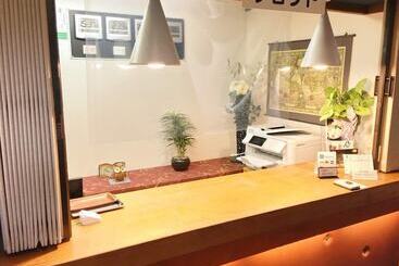 Hotel Shirakawa Business