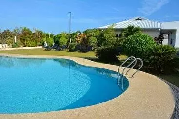 Aparthotel Hope Homes