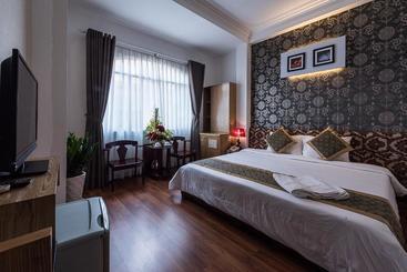 هتل Canary Saigon