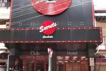 בית מלון כפרי Secrets Cambodia