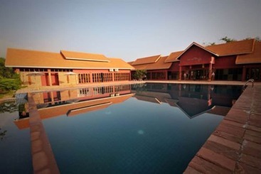 Отель Chiangmai Royal Creek