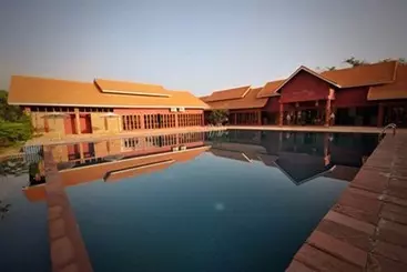 Hotel Chiangmai Royal Creek