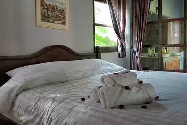 Hotelli Chiangmai Royal Creek