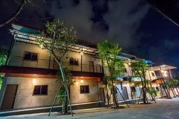 Szálloda First Residence