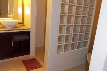 Hotelli Tropical Hideaways Resort