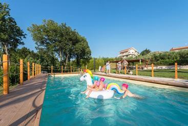 游客公寓 Livingapple