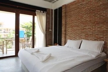 ペンション Samatha Bed & Breakfast