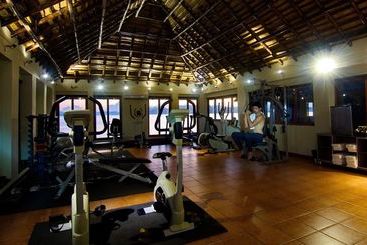 酒店 Huma Island Resort & Spa