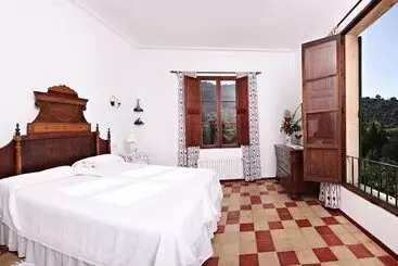 هتل Agroturisme Finca Sa Maniga