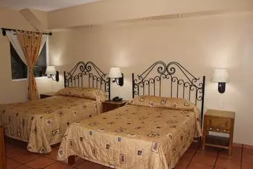 בית מלון כפרי Hacienda Del Sol