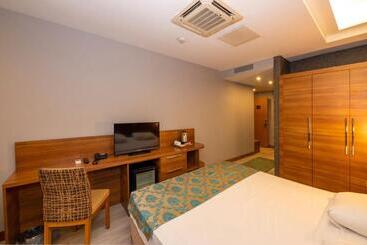 ベッドアンドブレックファースト Grand Palace