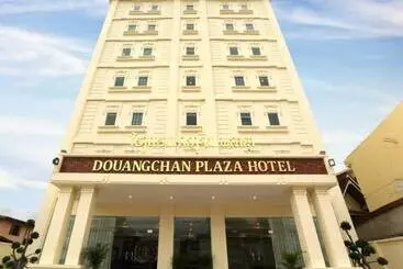 ホテル Douangchan Plaza