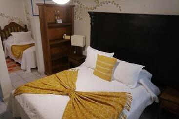 Szálloda Posada De Santa Ana