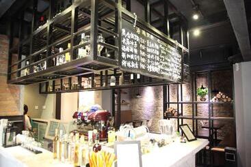 호텔 Shanghai Fish Inn East Nanjing Road