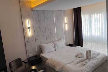 Hotel The City Palace